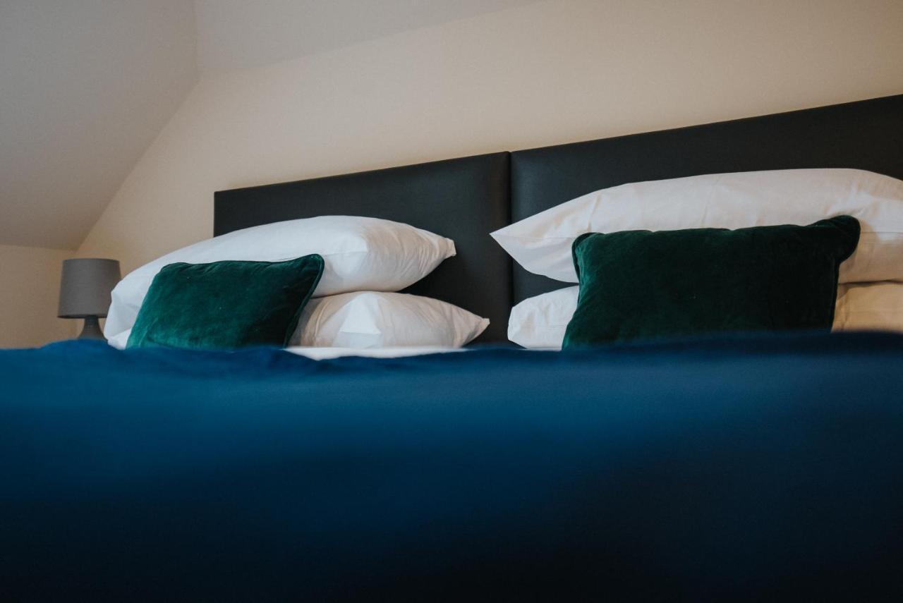 Albert - 5 Bedrooms Sleeps 11 Parking Wi-Fi Contractors Preston  Bagian luar foto